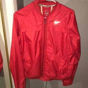 Nike wind breaker
